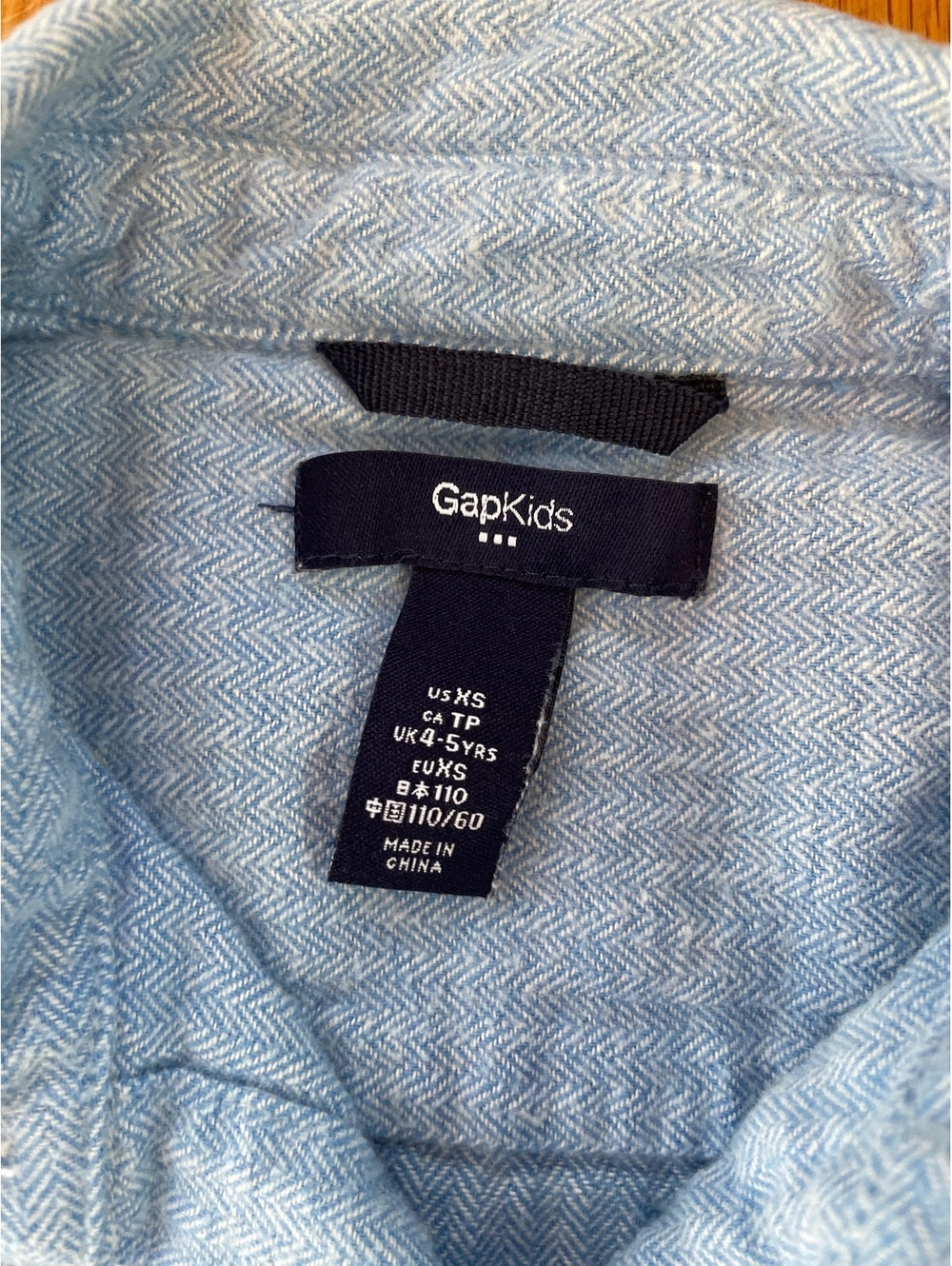Gap Kids Boys Light Blue Herringbone Button Front Flannel Shirt XS 4-5 Cotton - Picture 2 of 4